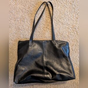 The Sak Elliott Lucca Black Leather Purse Handbag